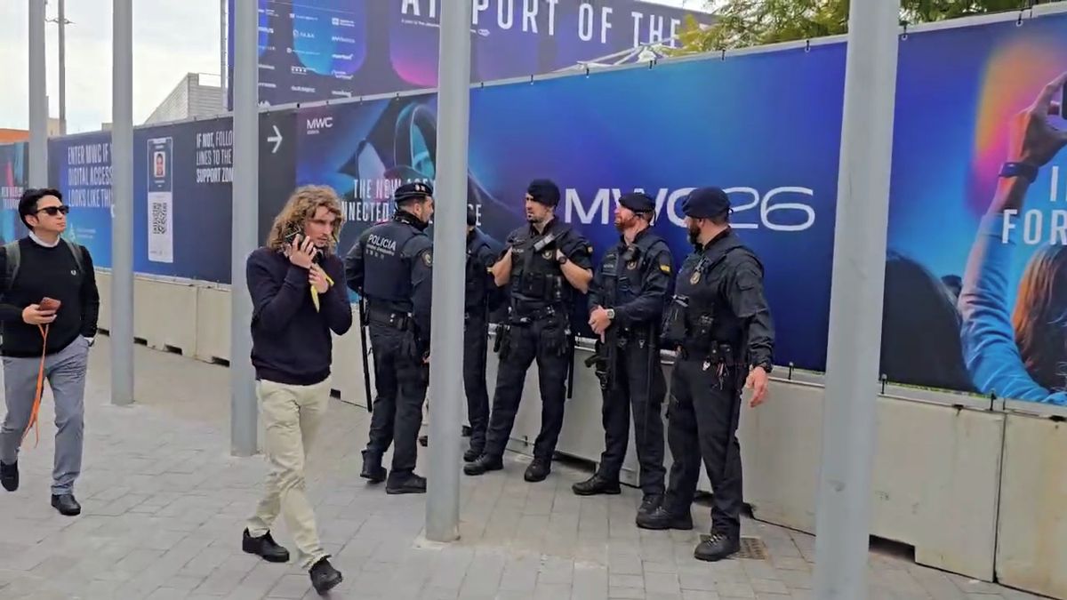 „Všichni se bojí útoku.“ Policisté se samopaly jsou v Barceloně na každém rohu